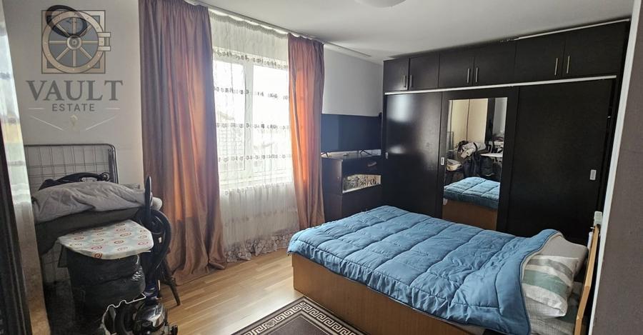 Apartament cu 3 camere semidecomandat, mobilat în Dragomirești-Deal
