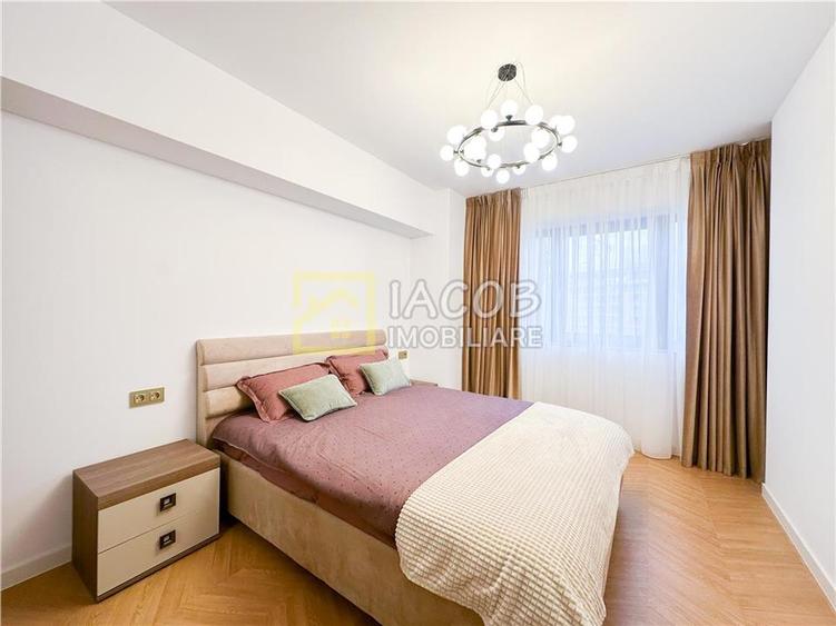 Apartament cu 2 camere semidecomandat în 9 Mai