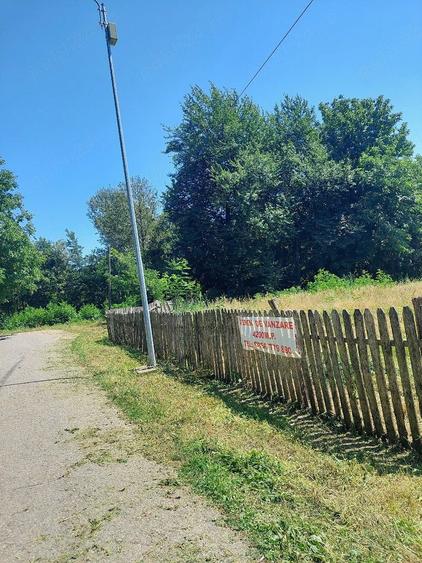 Teren de 4200 mp, în Central