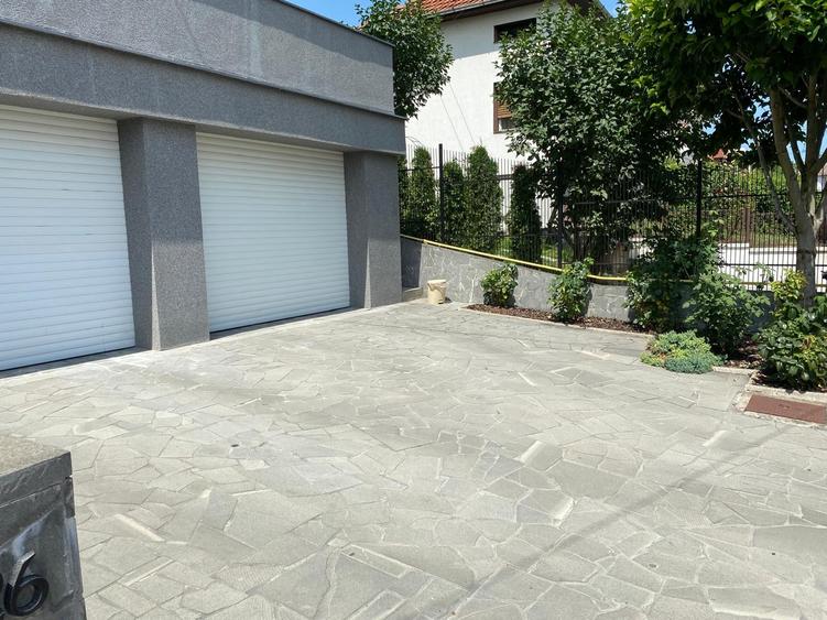 Casă individuală cu 4 camere cu Canalizare în Împăratul Traian