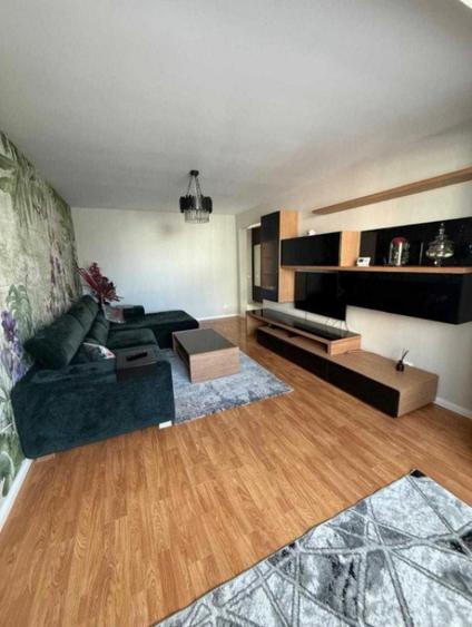 Inchiriere apartament 3 camere, parcare, zona Marasti , Clu - 1