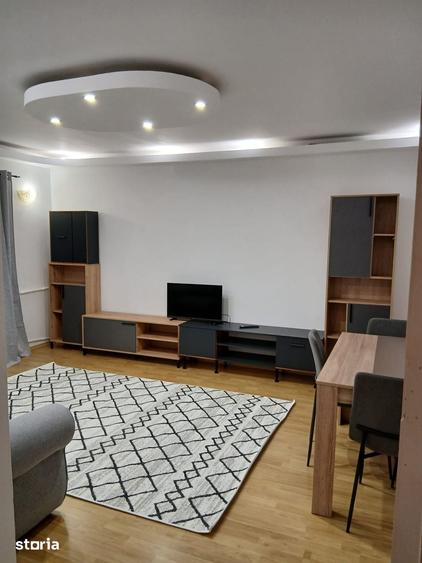 Apartament cu 3 camere decomandat în 13 Septembrie