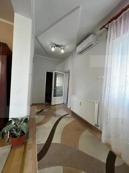 Casă cu 1 camere cu Teren 495 Mp în Ronaț