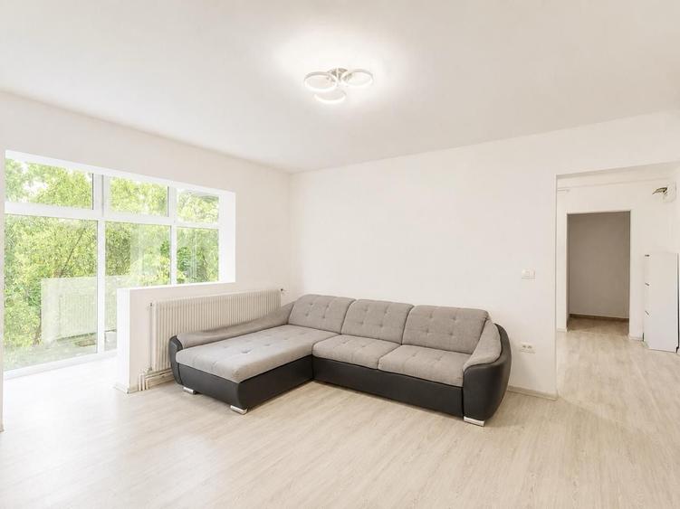 Apartament cu 2 camere semidecomandat, mobilat în Bogdăneștilor