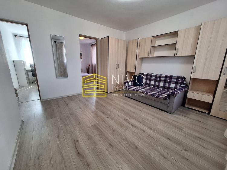 Apartament cu 3 camere semidecomandat, mobilat în Ady