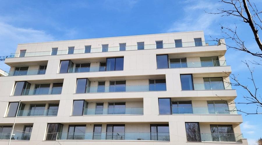 Apartament cu 3 camere decomandat în Străulești