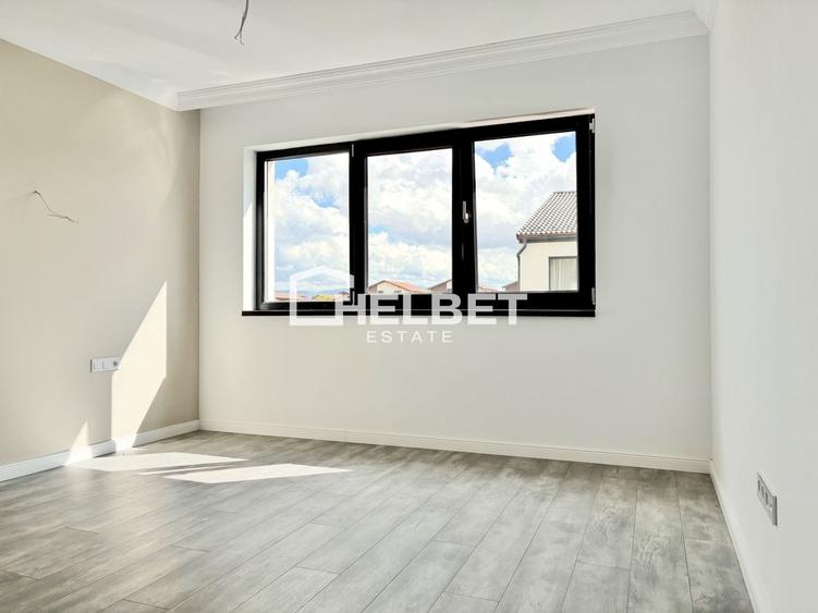 Duplex cu 3 camere cu Canalizare în Sânpetru