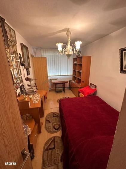 Apartament cu 3 camere decomandat în Jilava