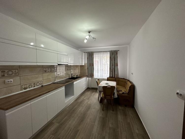 Casă cu 4 camere în Vernești