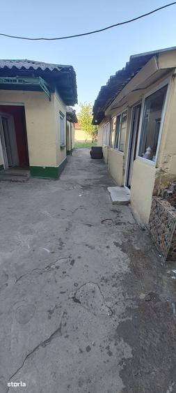 Casă cu 6 camere cu Teren 400 Mp în Palas