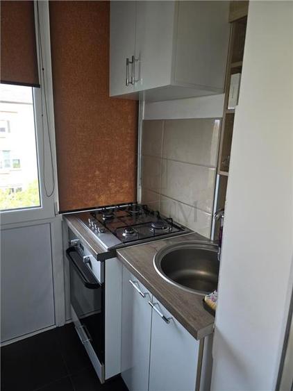 COMISION 0 - APARTAMENT 3 CAMERE- LIPOVEI- CENTRALA PE GAZ - 12