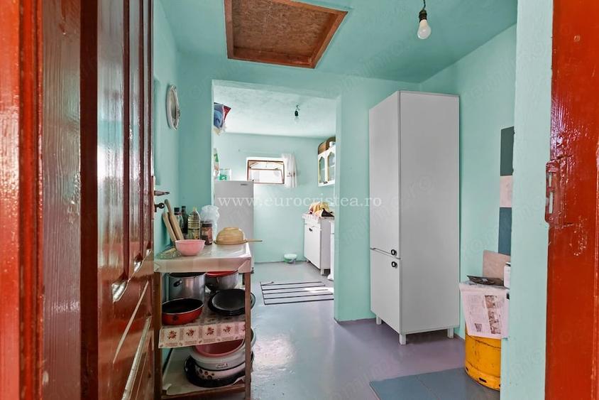 Casă cu 2 camere cu Teren 610 Mp în 23 August