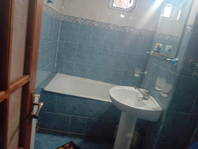 Apartament cu 2 camere semidecomandat în Mătăsaru