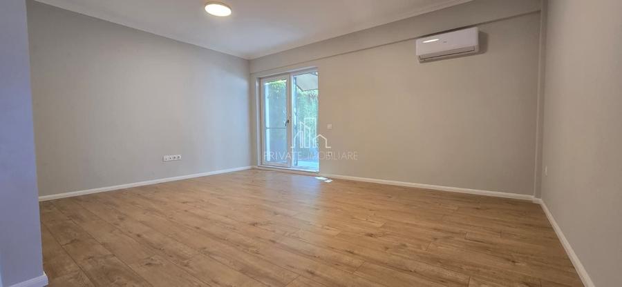 Apartament cu 3 camere decomandat în 7 Noiembrie