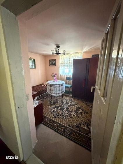 Casă cu 3 camere cu Teren 1277 Mp în Teasc
