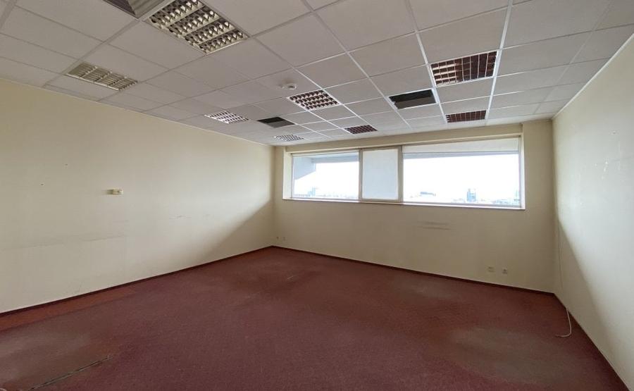 Birou, de 22,300 mp, în Pipera