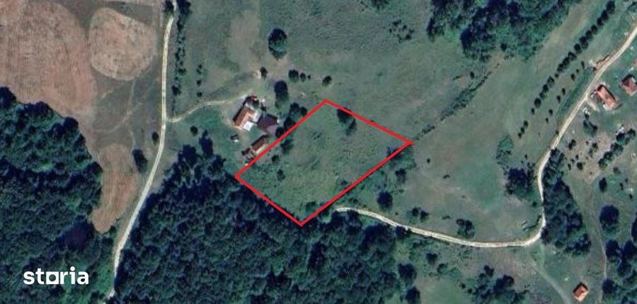 Teren de 6400 mp, în Șuncuiuș