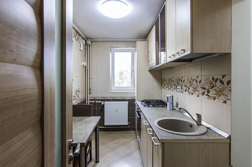 Apartament cu 2 camere decomandat, mobilat în Drumul Taberei