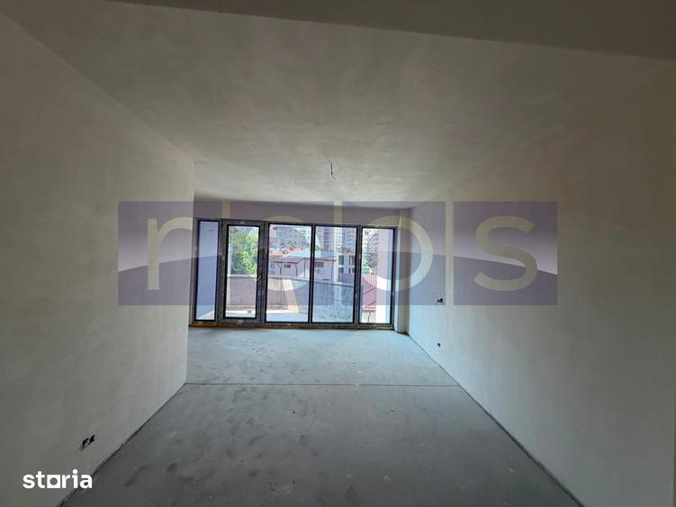 Apartament cu 3 camere în Ștefan cel Mare