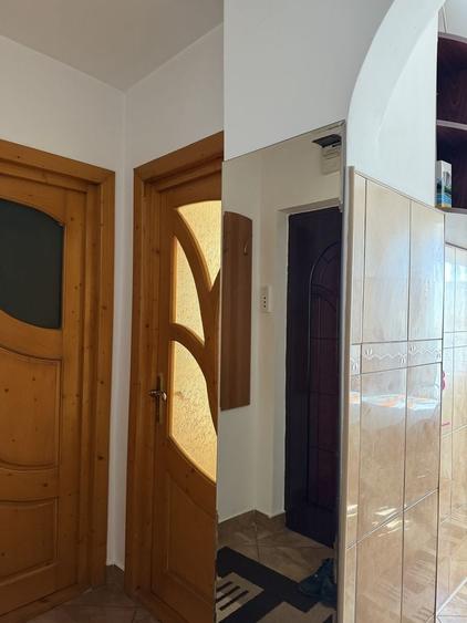 Apartament cu 2 camere în Batoți