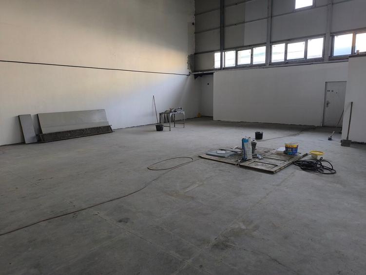 Spațiu industrial, de 2,400 mp, în Jilava