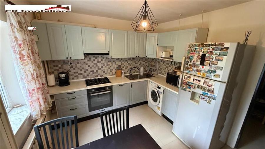 Apartament 3 camere Vitan  Mall - 1
