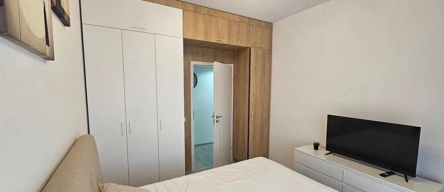 Apartament cu 2 camere decomandat, mobilat în Berceni