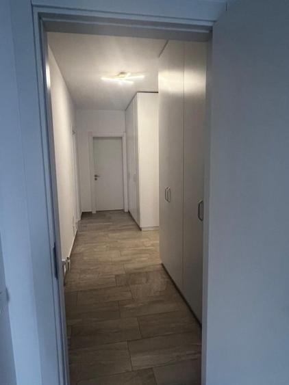 Apartament cu 3 camere decomandat, mobilat în Brâncoveanu