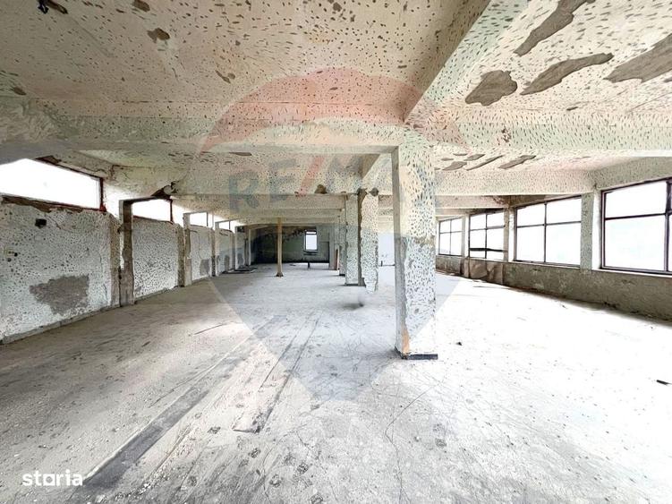 Spațiu comercial, de 271 mp, în Răchitoasa