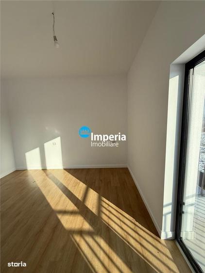 Casă cu 4 camere în Cornești
