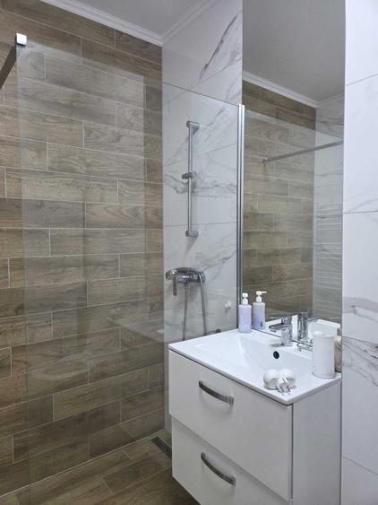 Apartament cu 2 camere decomandat în Avantgarden