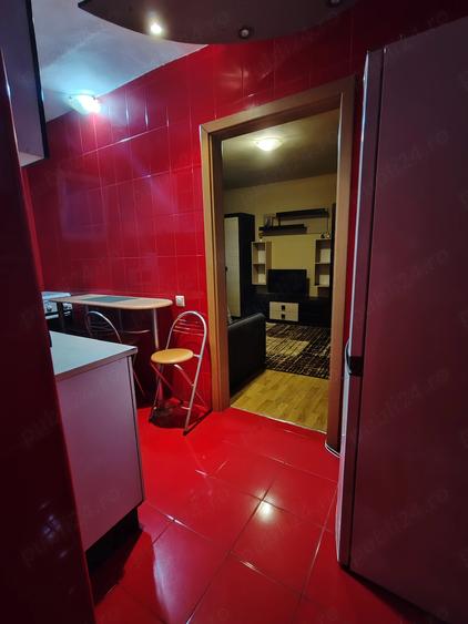 Apartament cu 2 camere semidecomandat, mobilat în Gheorgheni