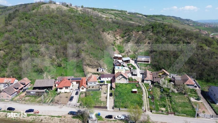Casă cu 3 camere în Valea Vințului