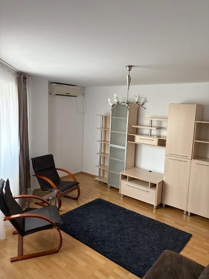 Apartament cu 2 camere decomandat, mobilat în Dristor