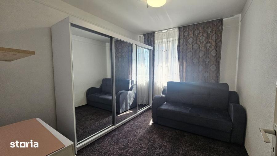 Apartament cu 2 camere decomandat, mobilat în Hala Centrală