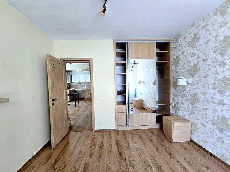 Apartament cu 3 camere,etaj 1, zona Sesul de sus - 7