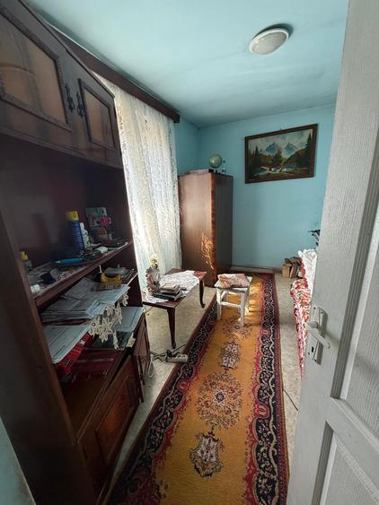 Casă cu 3 camere cu Teren 2200 Mp în Cruceni