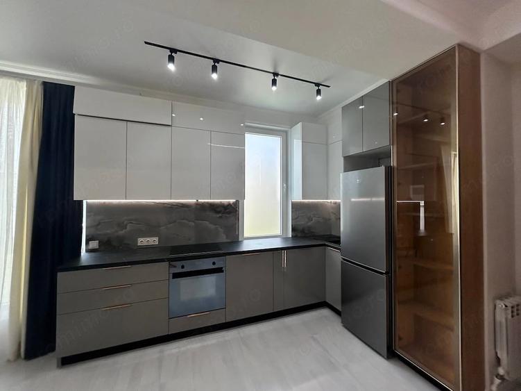 Apartament cu 2 camere decomandat în 1 Mai