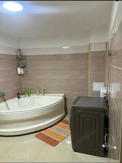 Casă cu 6 camere în Central