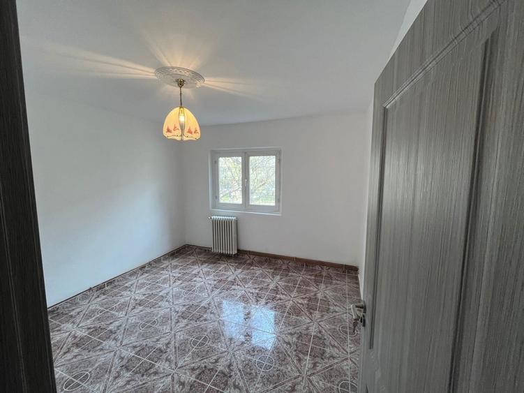 Apartament Targoviste Micro 12(zona Biomedica)-2 camere-Etaj 1 - 3