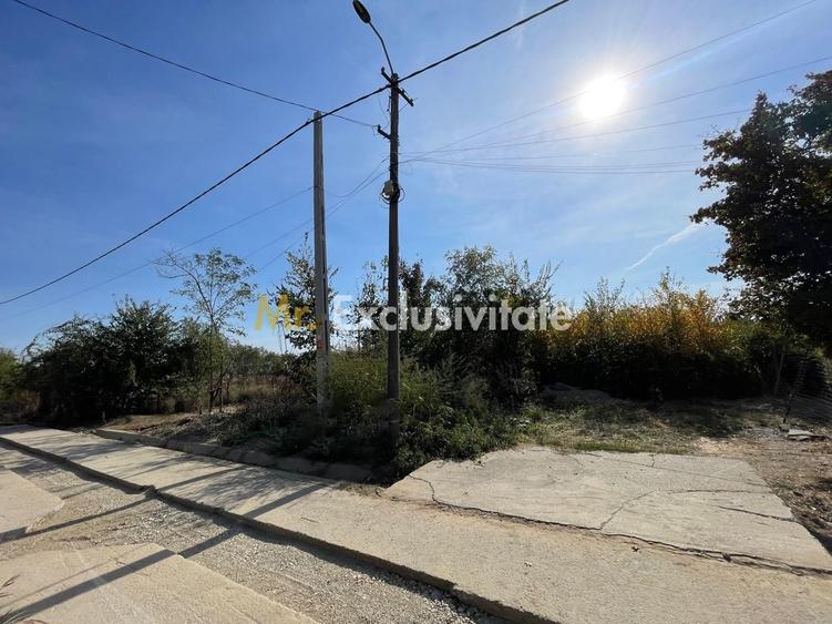 Teren agricol intravilan de 2773 mp, în Exterior Vest