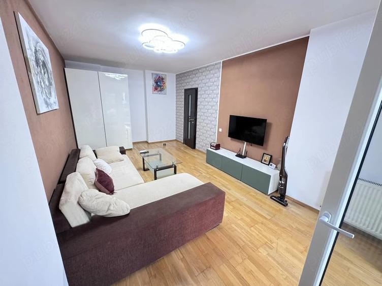 Apartament cu 2 camere decomandat în Baba Novac