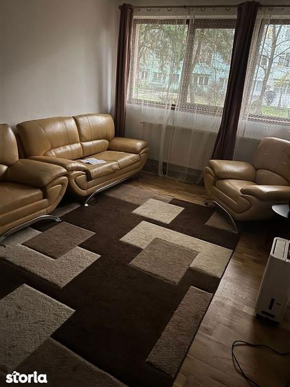 Apartament cu 2 camere semidecomandat în Aleea Trandafirilor