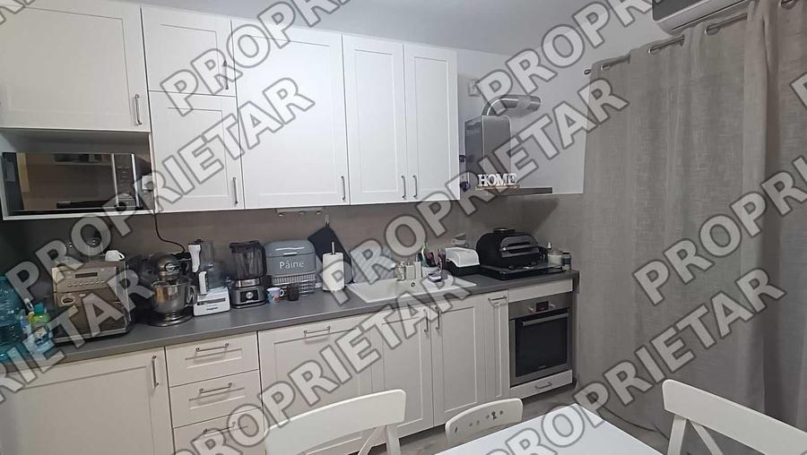 Apartament cu 2 camere semidecomandat, mobilat în Sud