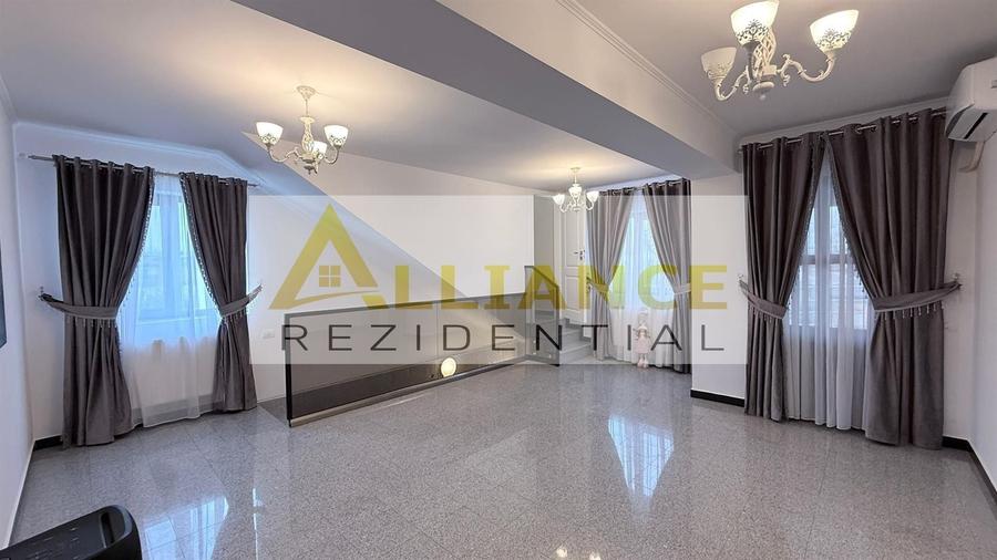 Casă individuală cu 5 camere cu Canalizare în Berceni