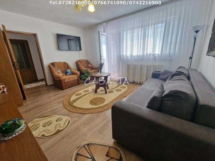 Apartament cu 2 camere semidecomandat, mobilat în 9 Mai