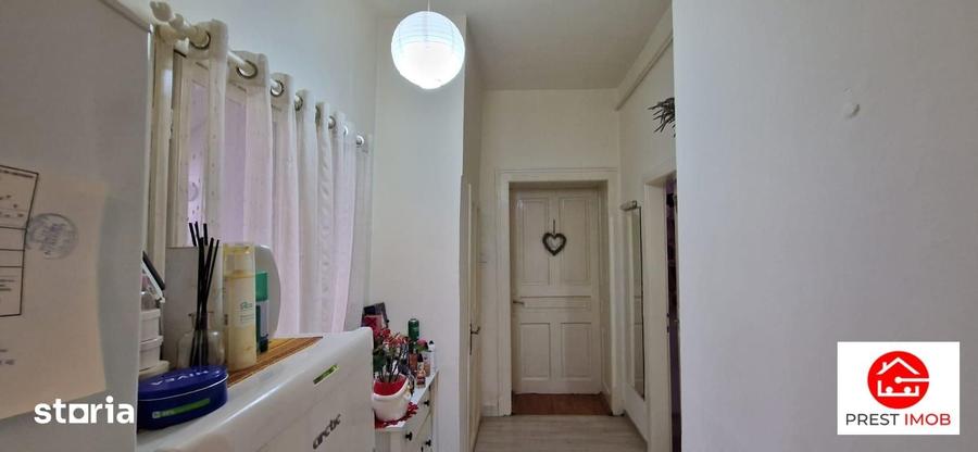 Apartament cu 2 camere în Semicentral