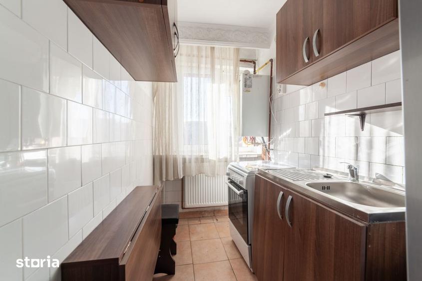 Apartament cu 2 camere semidecomandat în Negru Vodă