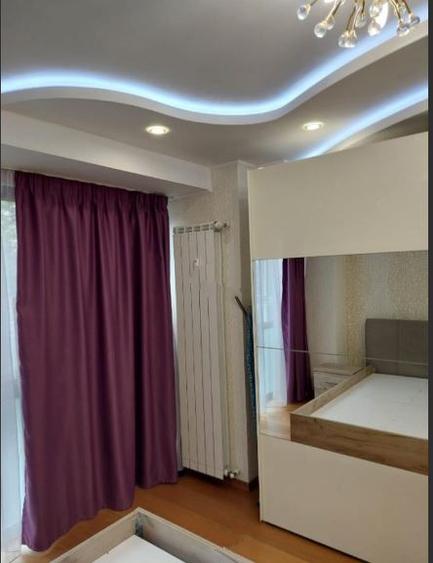 Apartament cu 4 camere decomandat, mobilat în Unirii