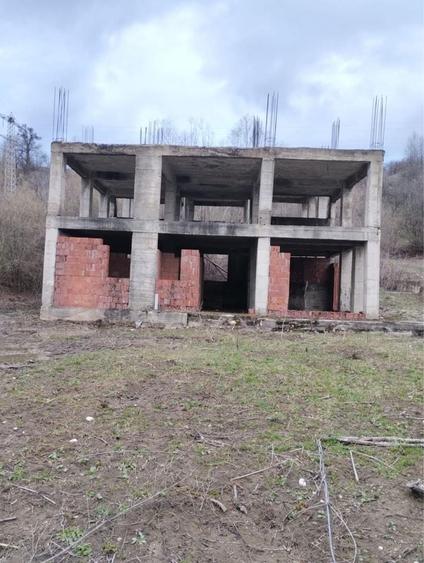 Spațiu comercial, în Buciumeni